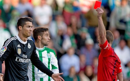 Como Apostar em Cartões no Futebol